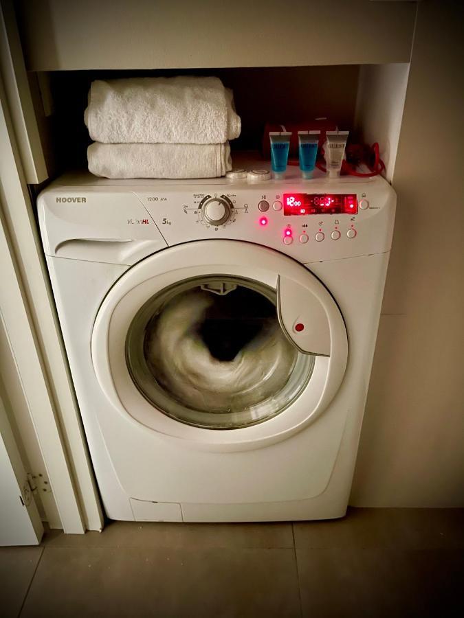 Super Apartament Green Rondo Onz Metro Nowe Wifi 300 Mb/S Aircondition Netflix Spotify وارسو المظهر الخارجي الصورة